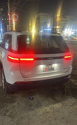 جیپ گراند شیرۆکی